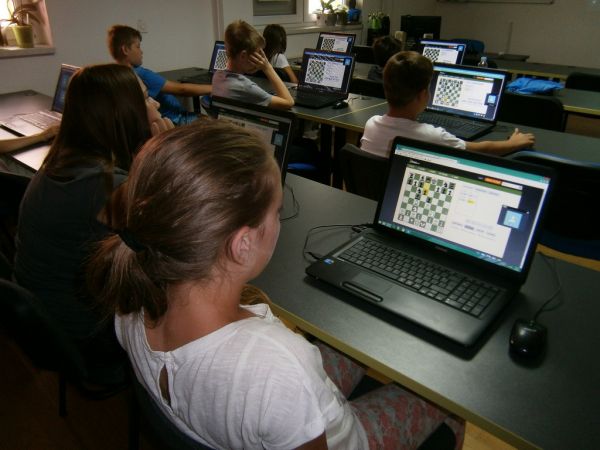 EducirajMe online šahovski praktikum „Oči u oči s velemajstorom“