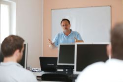 Zlatko Kunštek: Za postati programer ključna je upornost Zlatko Kunštek: Za postati programer ključna je upornost